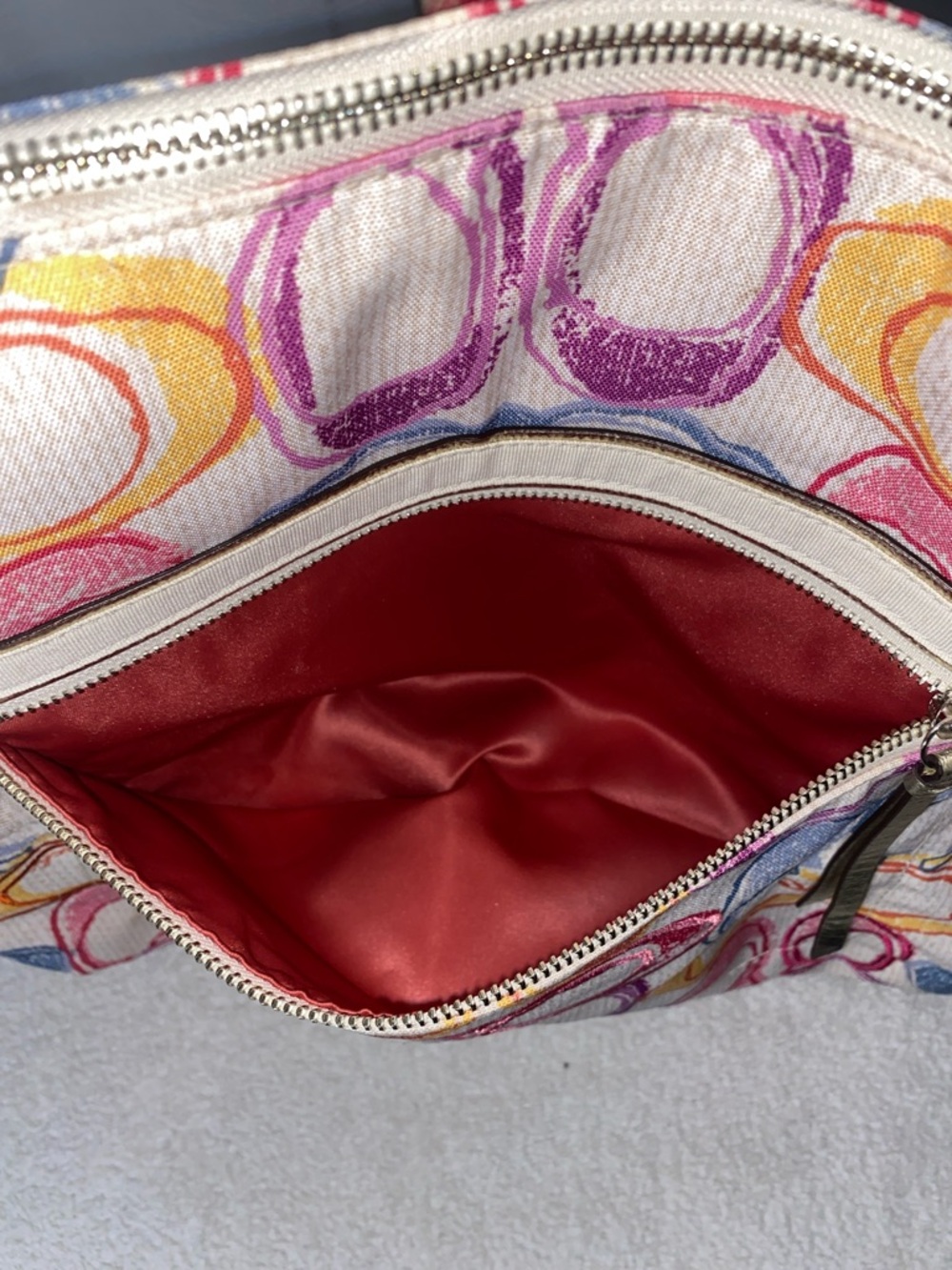 GUC Coach Poppy Multicolor Dream Glam Tote - Picture 5 of 8